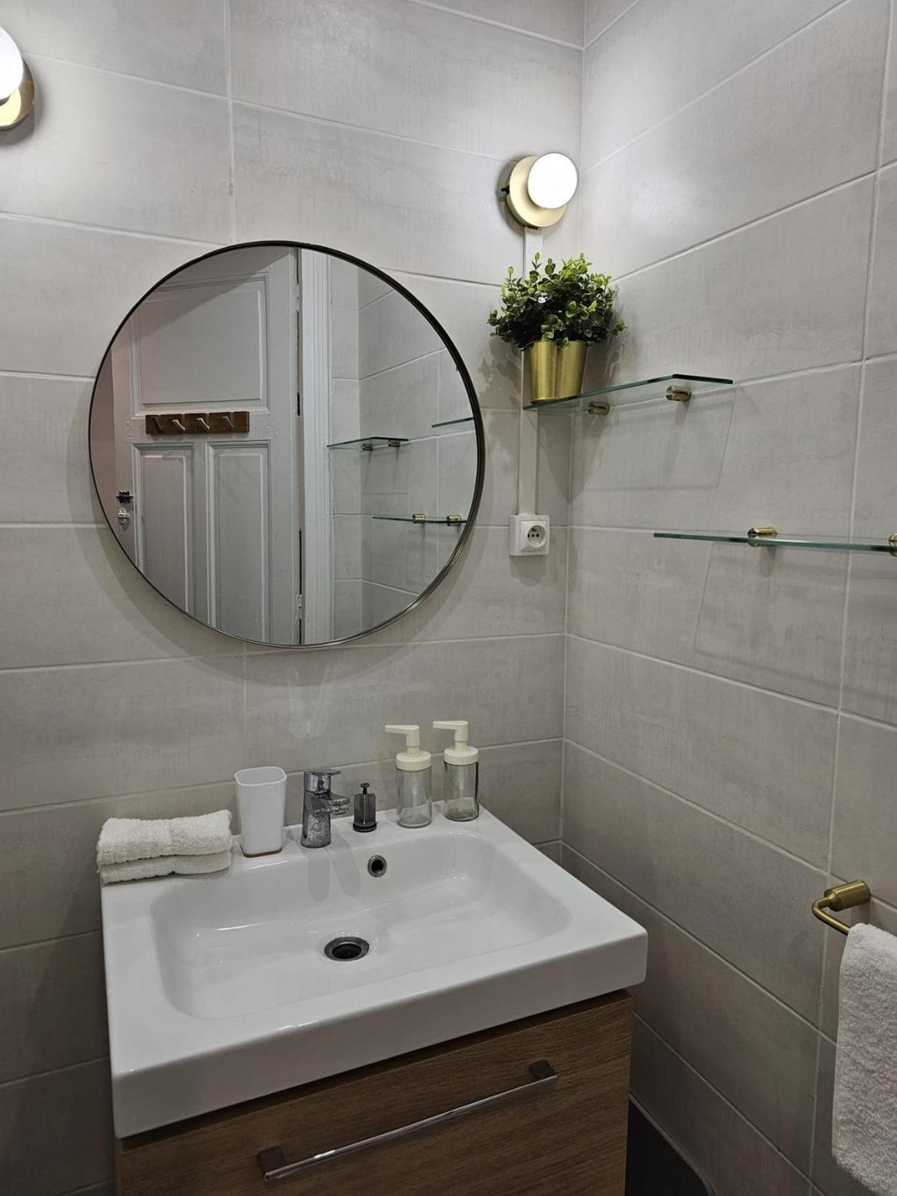 Beautiful 1 Bedroom Flat In Paris 17Th 外观 照片